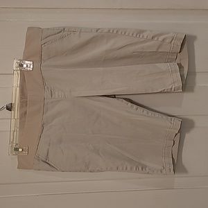 🤰Motherhood Khaki Shorts🤰